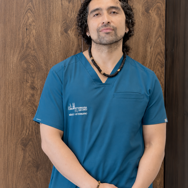 Dr. Vicente Pizarro