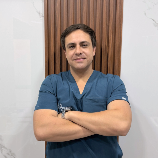 Dr. Rodolfo Lillo